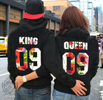Load image into Gallery viewer, Sweats à capuche pour couple avec imprimé - QUEEN KING 09 Design

