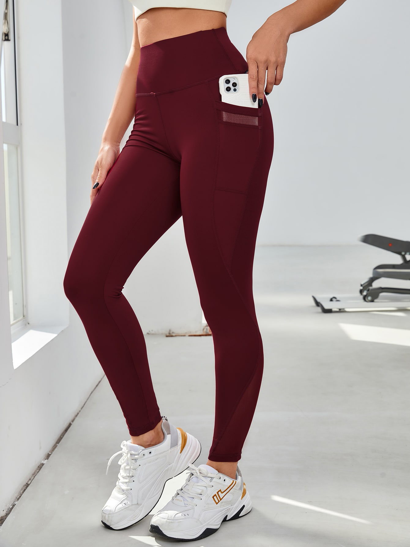 High-Waist Yoga Pants with Pockets | Quick-Dry, Breathable & Hip-Lifting Fit - Image 3